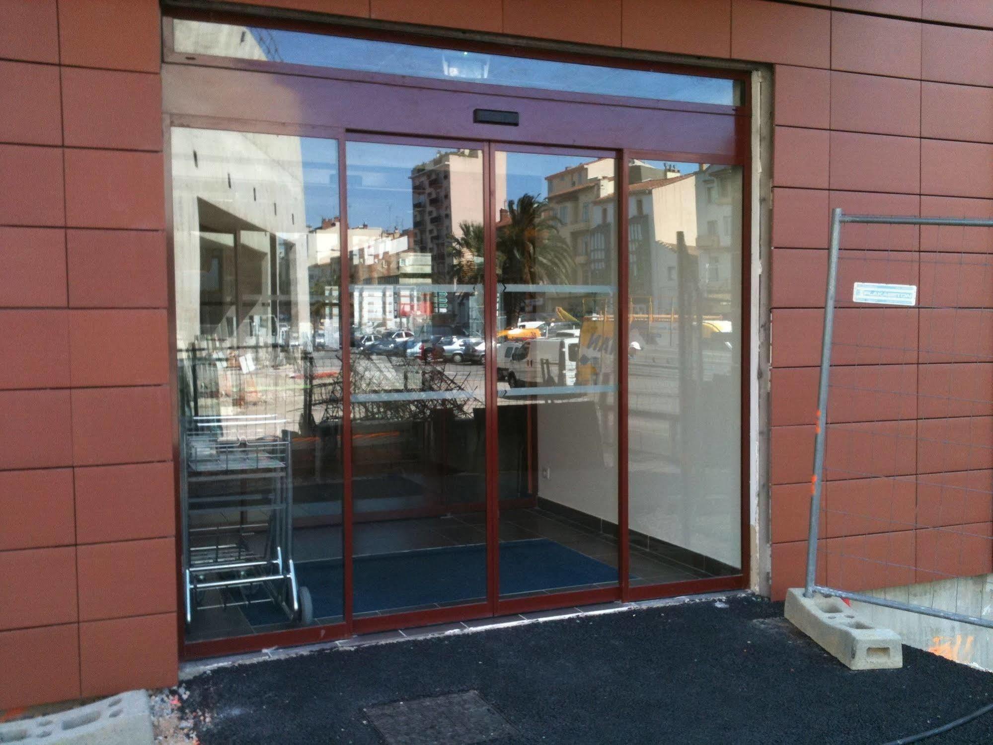 Ibis Budget Perpignan Centre Exterior foto